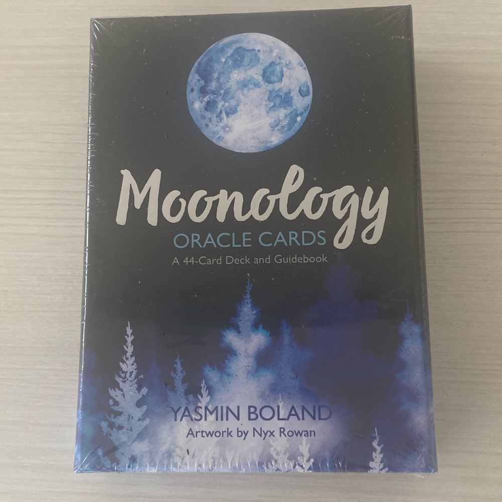 Moonology Oracle Cards by Yasmin Boland